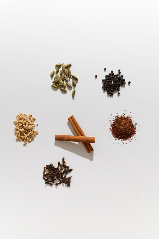 Beneficios del chai: propiedades de sus especias y cómo prepararlo en casa